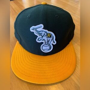 Oakland A’s Elephants Green and Yellow Hat